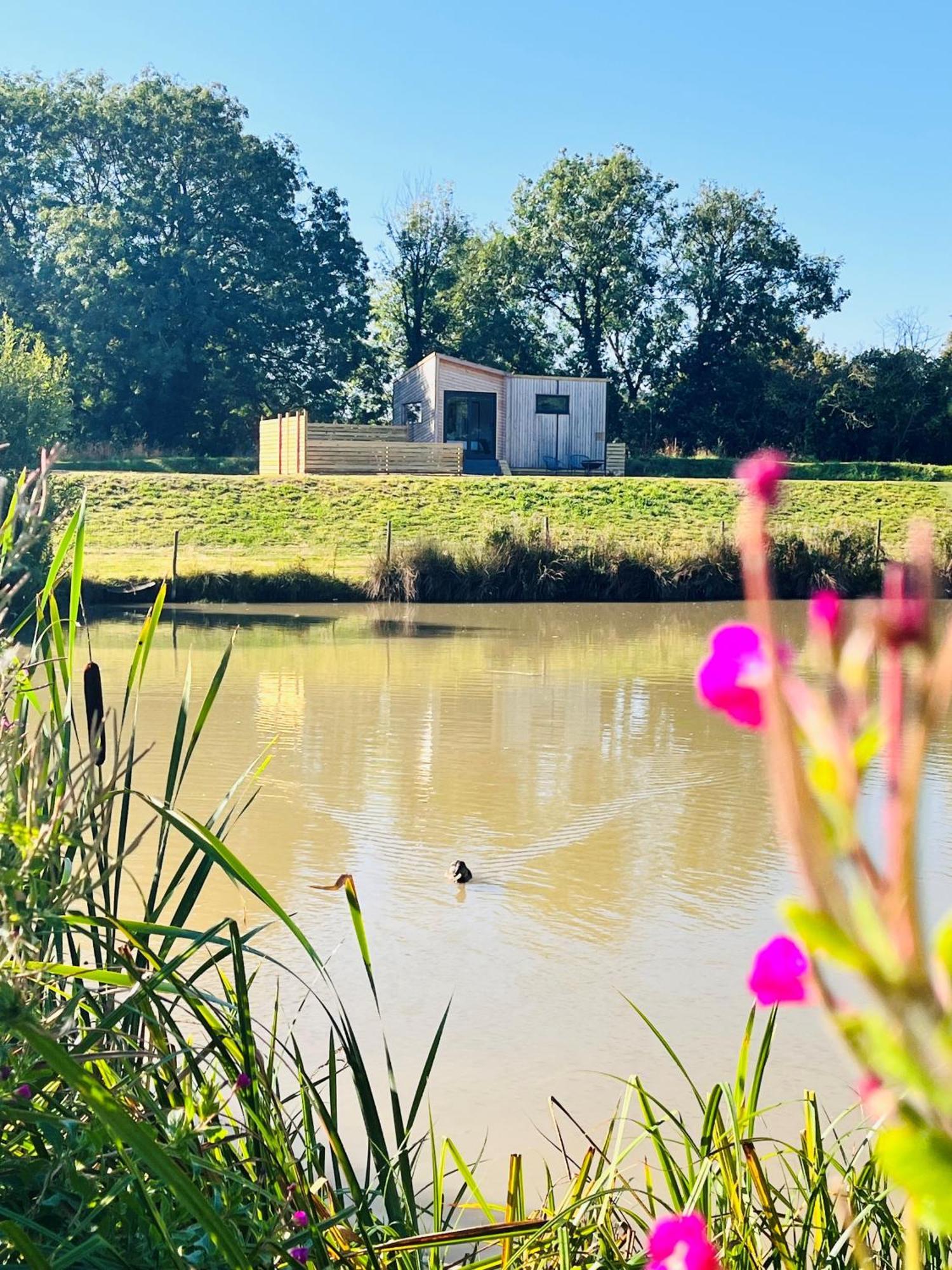 Mill Stream Retreat Villa Legbourne Bagian luar foto
